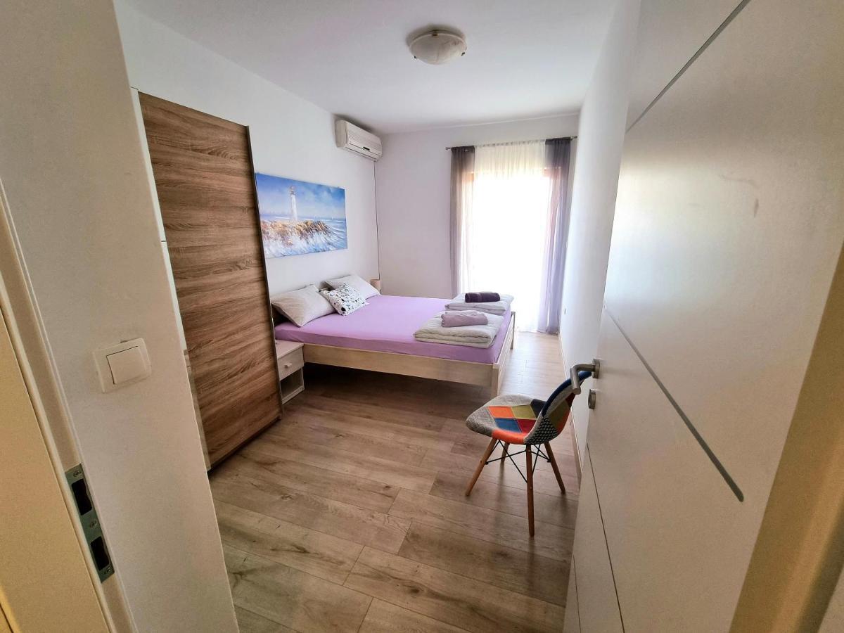 Julia Apartment Biograd Na Moru Bagian luar foto